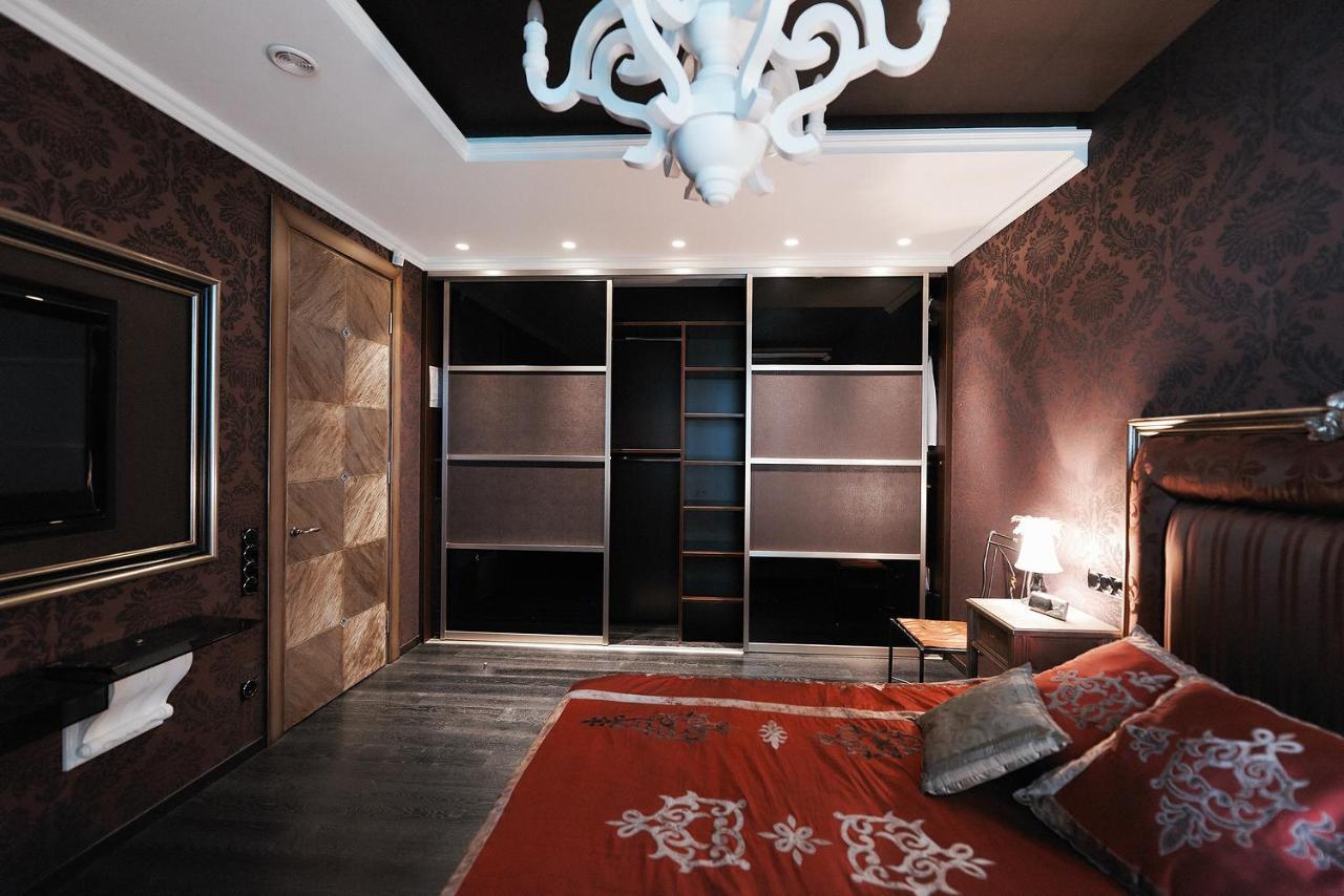 So Fashionable Apartment In The Heart Of Minsk Exterior photo